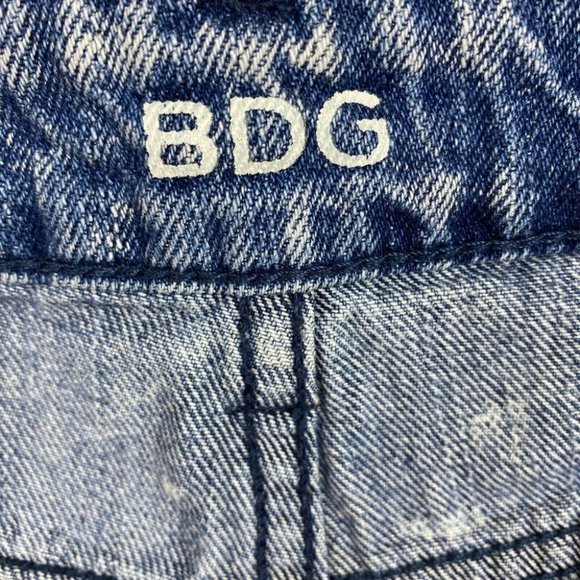 BDG High Rise Shorts 26 Acid Wash Dree Cheeky‎ Fray Hem 5 Pocket Denim - Picture 6 of 11